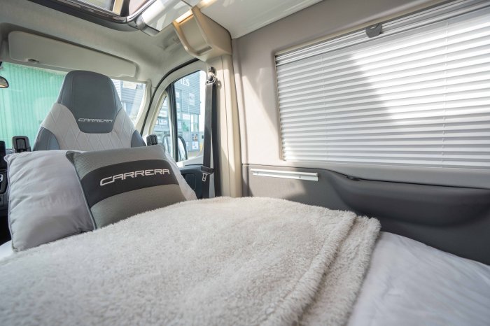 194_carrera_interior-20.jpg
