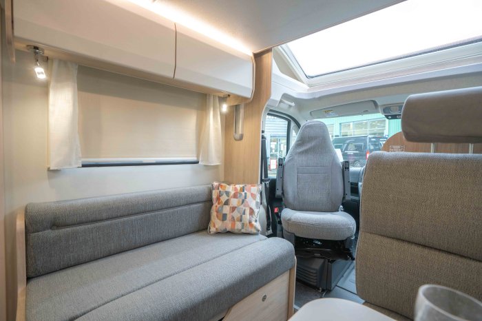 196+_interior-3_2.jpg