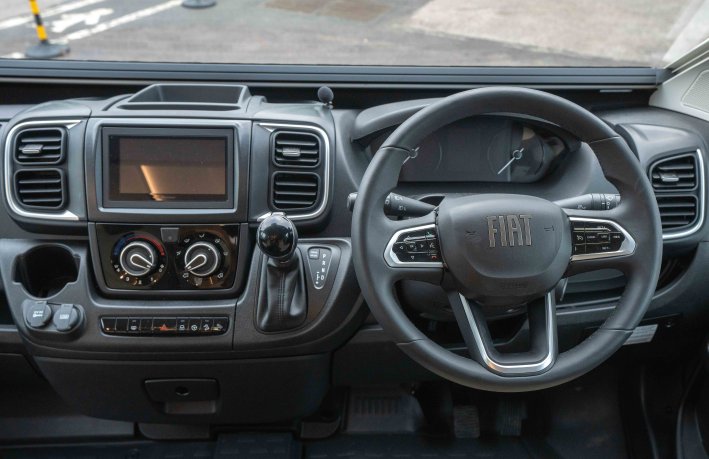 60b_interior-1.jpg