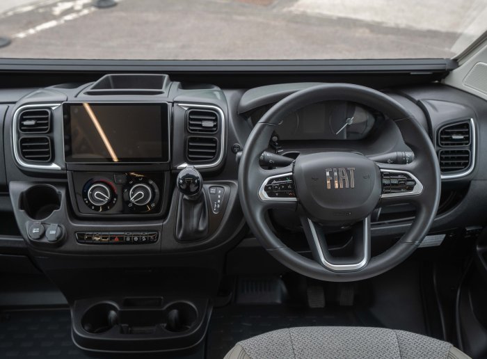 635se-19.jpg