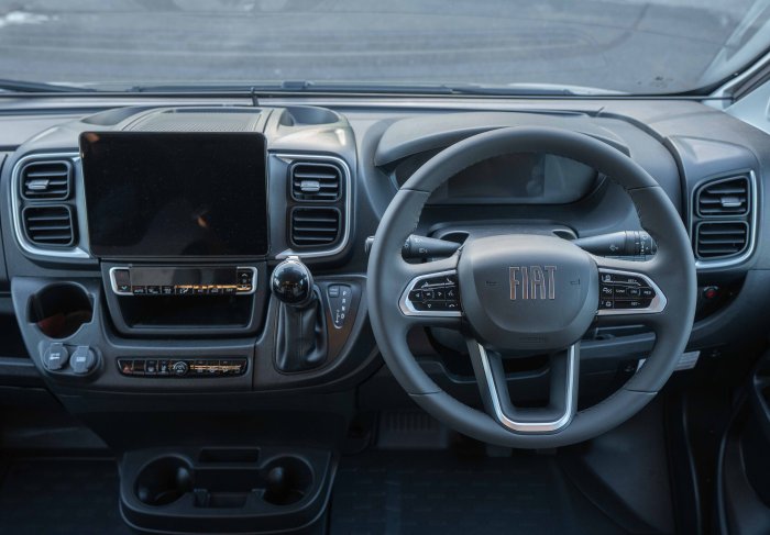 670sc-10_2.jpg