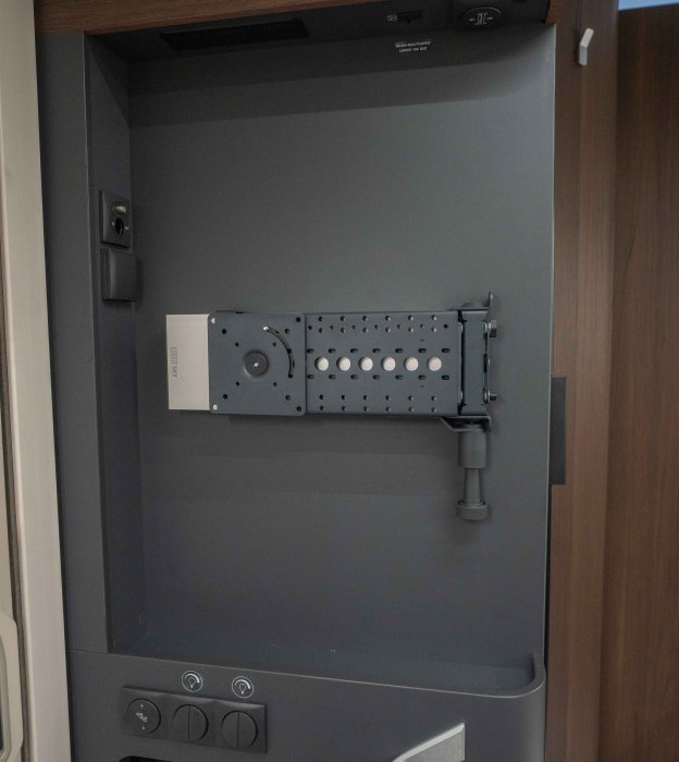 670sc-15_2.jpg