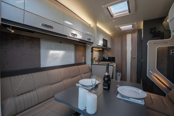 884_interior_dressed_up-4.jpg