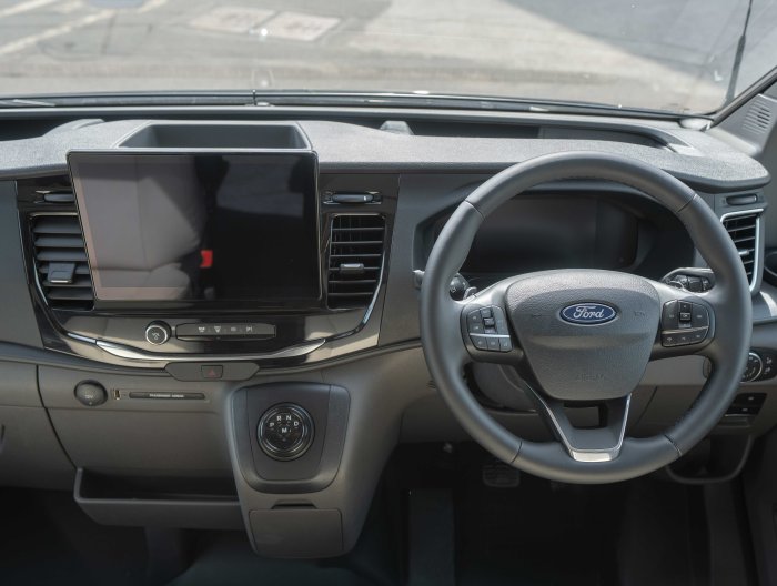 F60_Fresco_Interior-1_4.jpg