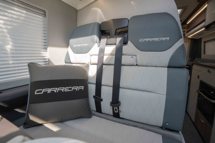carrera_184_interior-6_5.jpg