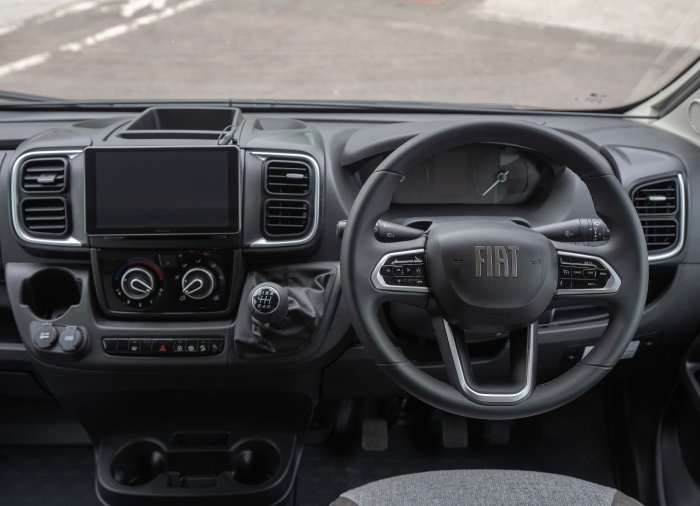 cv80_interior-1_8.jpg