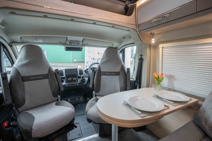 cv80_interior-2_1.jpg