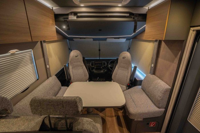dethleffs_interior-19.jpg