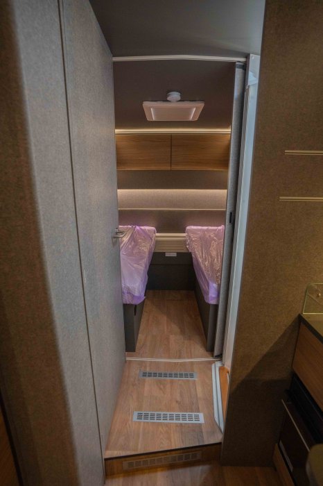 dethleffs_interior-25.jpg