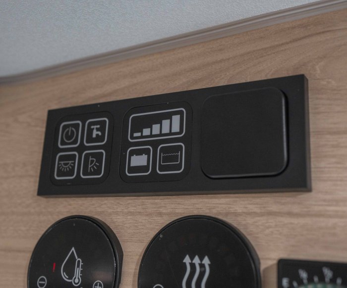 elddis_cv60-15_2.jpg