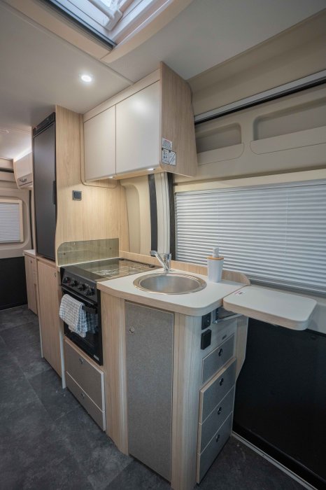 elddis_cv60-16_2.jpg