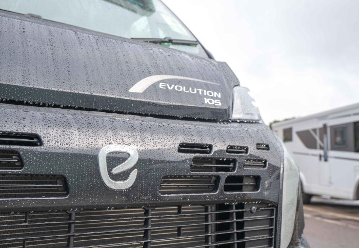 evo_105-5_2.jpg