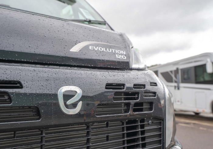 evo_120-5_3.jpg