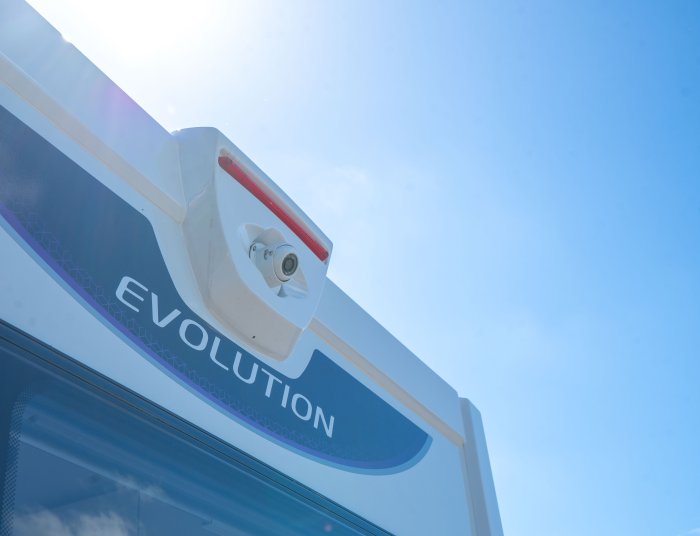 evo_120-8_6.jpg