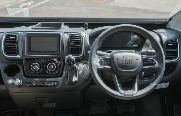 fiat_cab_auto-1_3.jpg