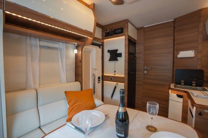 milan_interior_696f-5.jpg