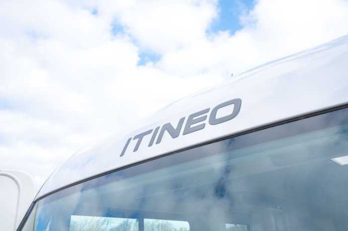 sbd700_externals-6_1.jpg