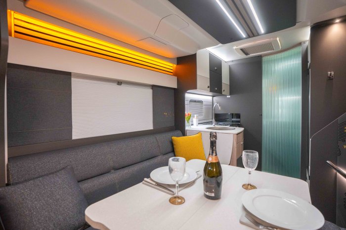 trekker_540_interior-4_4.jpg