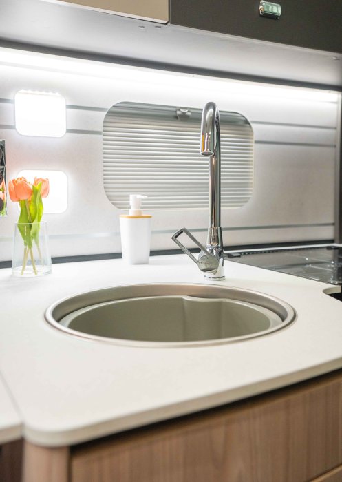 trekker_540_interior-9_4.jpg