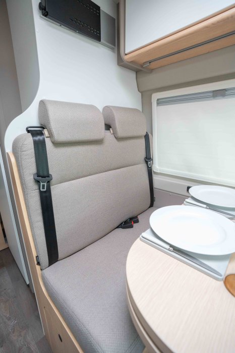 whirlwind_gtv_563_interior-6_9.jpg