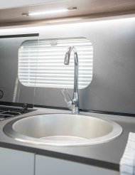 475_interior_jet_manual-9_1.jpg
