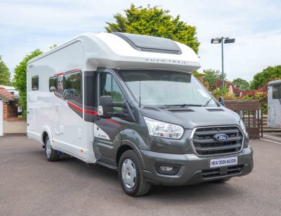 Ford Autotrail F-Line F70 165BHP Auto