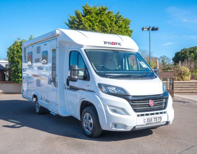 Fiat Pilote Essentiel 650C 140BHP