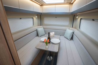v_line_610_interior_dressed_up-12_1.jpg