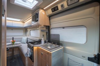 v_line_610_interior_dressed_up-5_1.jpg