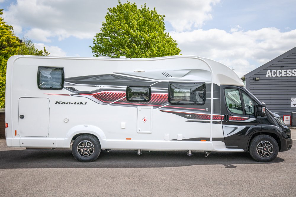 New Fiat Swift KonTiki 784 140BHP Motorhome for Sale Brownhills