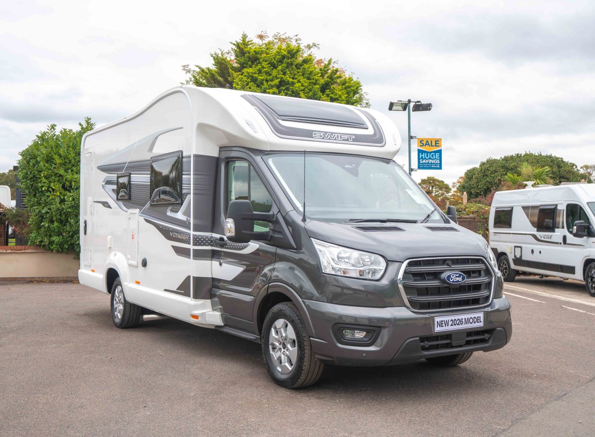 Swift Voyager 540 165BHP Auto